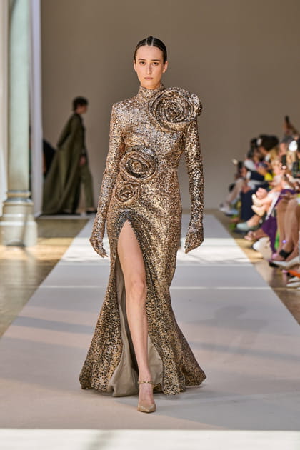 Look 33&nbsp;du d&eacute;fil&eacute; Elie Saab