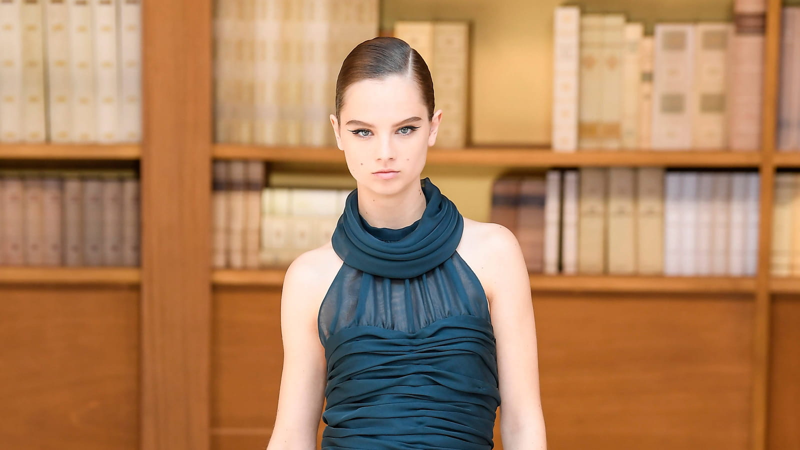 Look 32