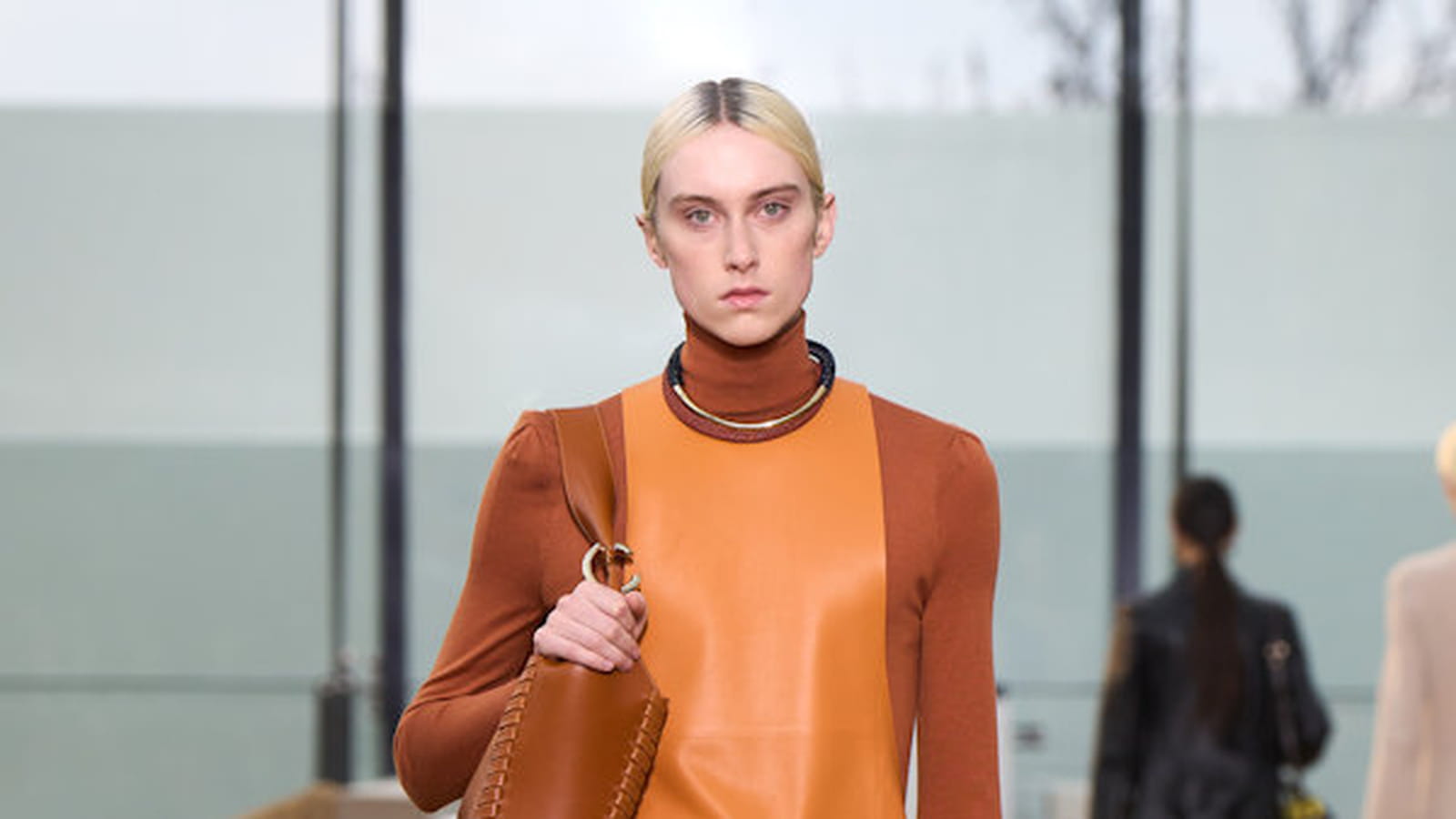 Look 14