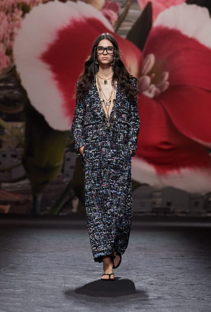 Look 1&nbsp;du d&eacute;fil&eacute;&nbsp;Chanel&nbsp;printemps-&eacute;t&eacute; 2024