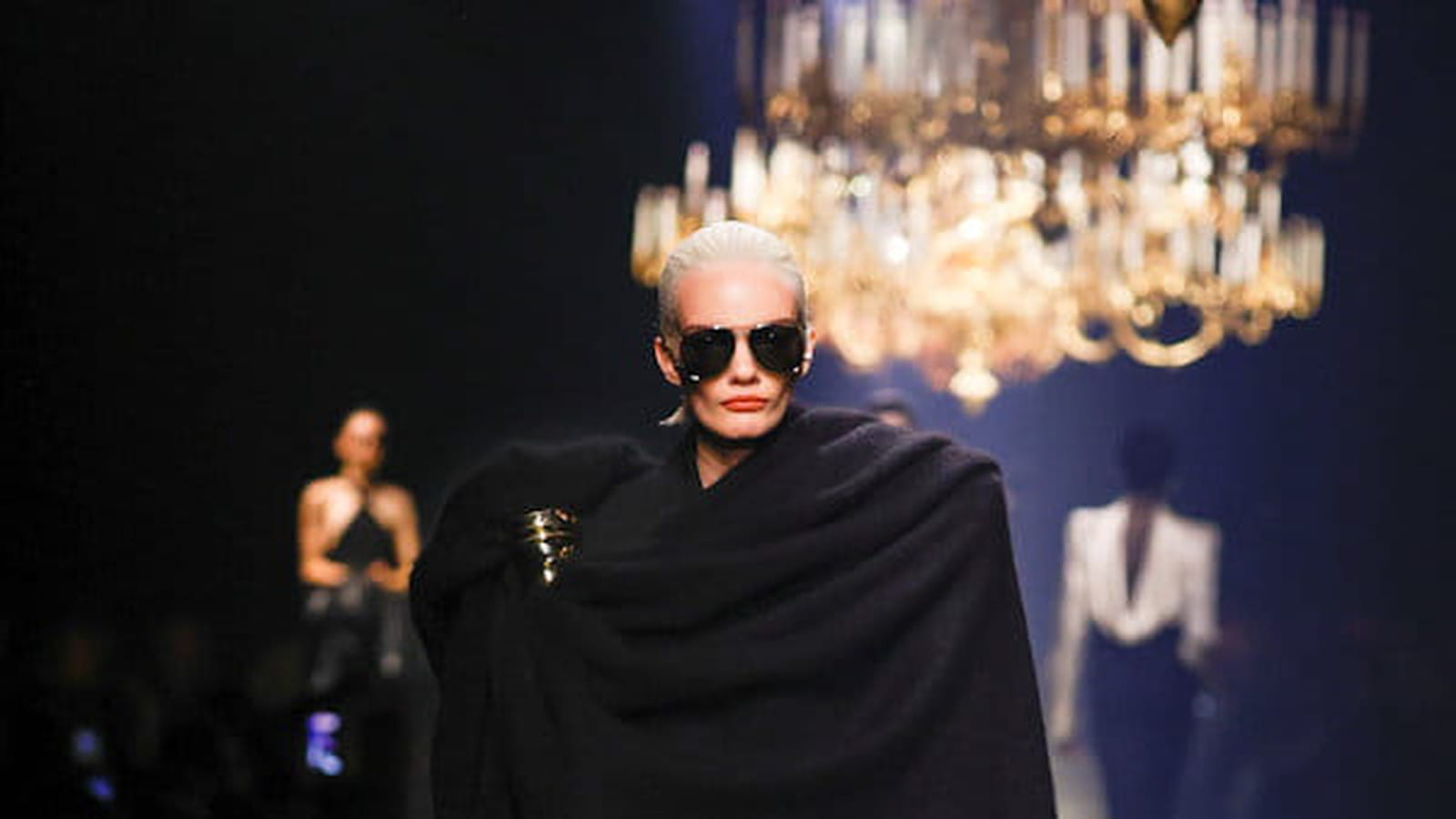Look 24