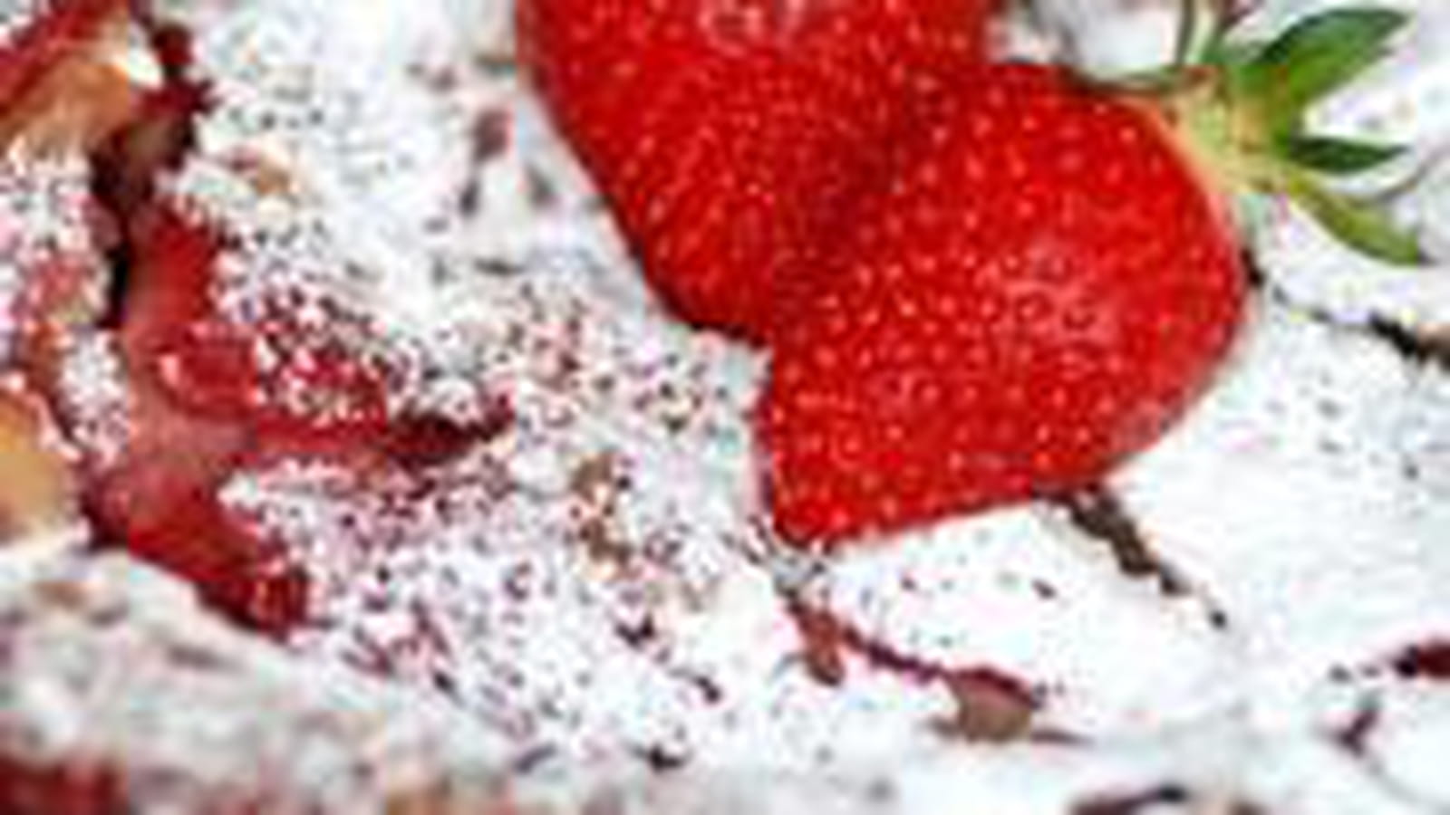 Clafoutis aux fraises et chocolat blanc