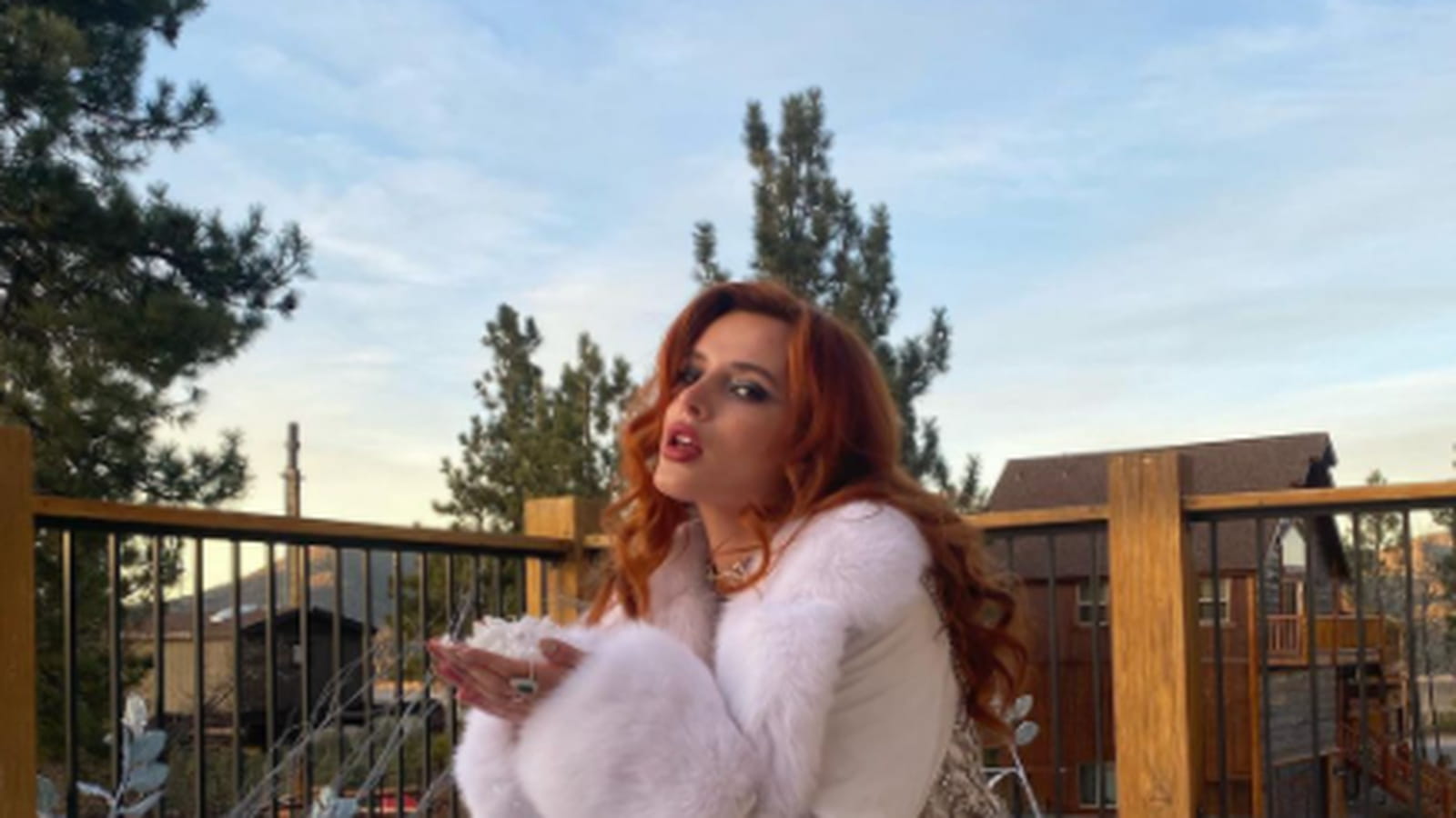 Bella Thorne