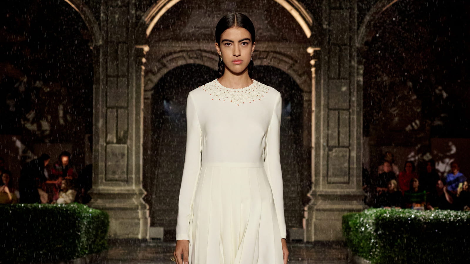 Look 8