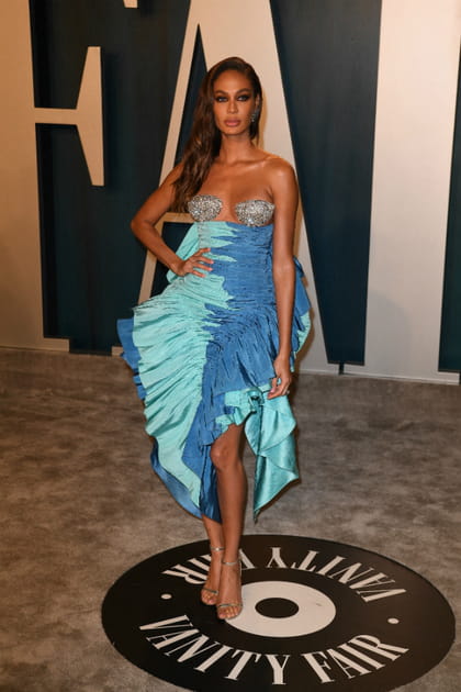 FLOP&nbsp;: Joan Smalls en robe d&eacute;nud&eacute;e