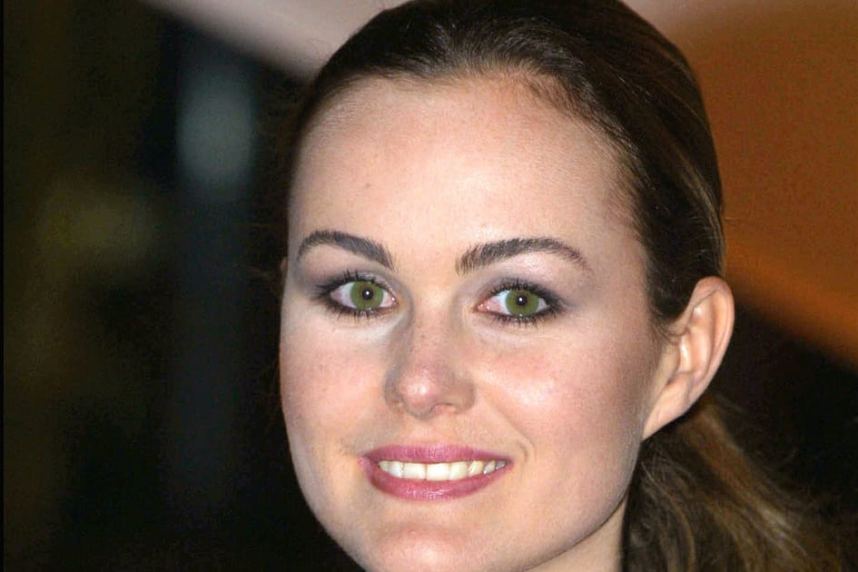 Le visage poupon de Laeticia Hallyday