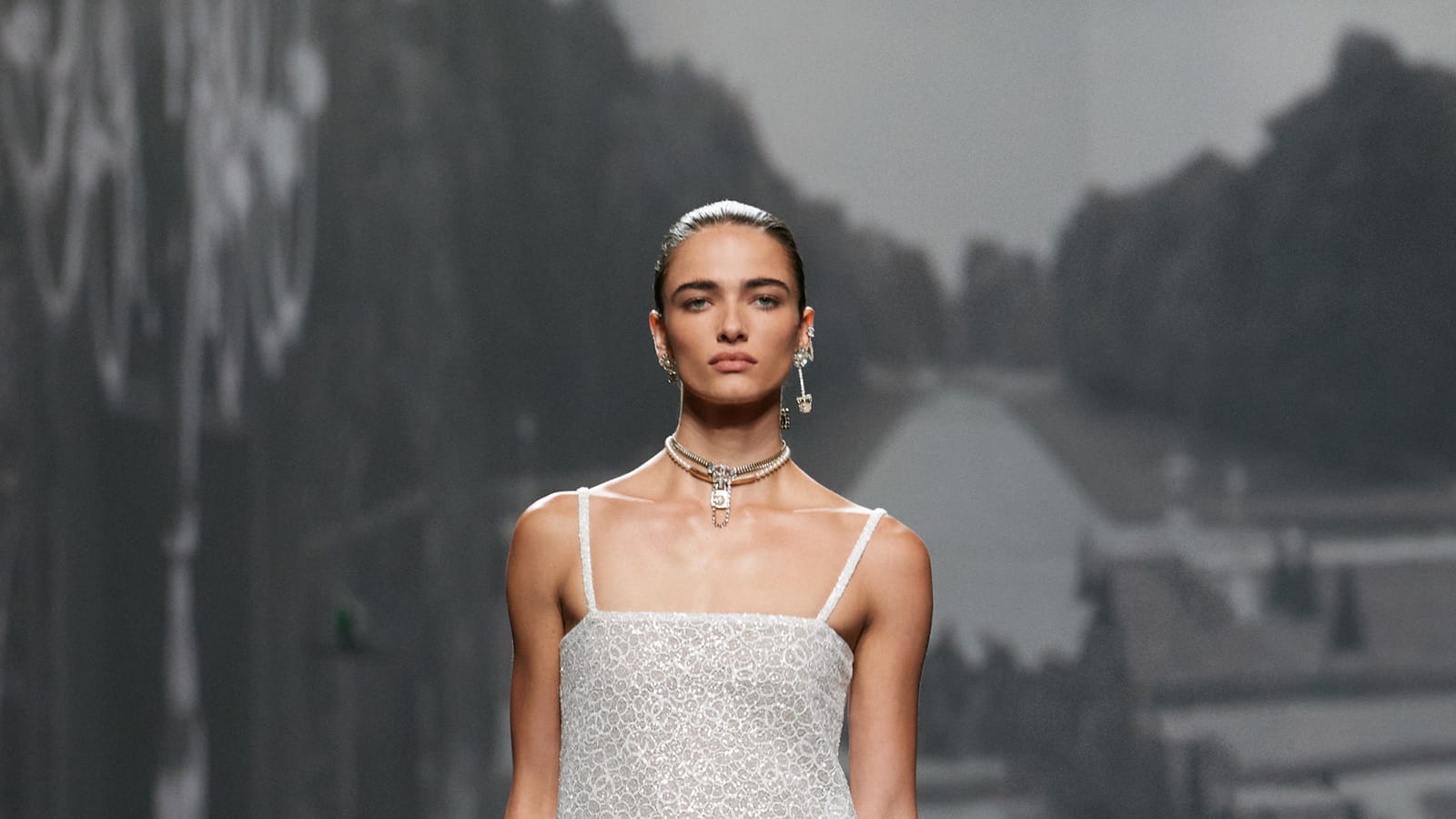 Look 55