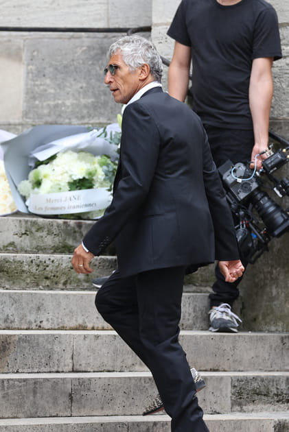 Nagui, présent aux obsèques de Jane Birkin