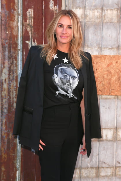 Julia Roberts au d&eacute;fil&eacute; Givenchy