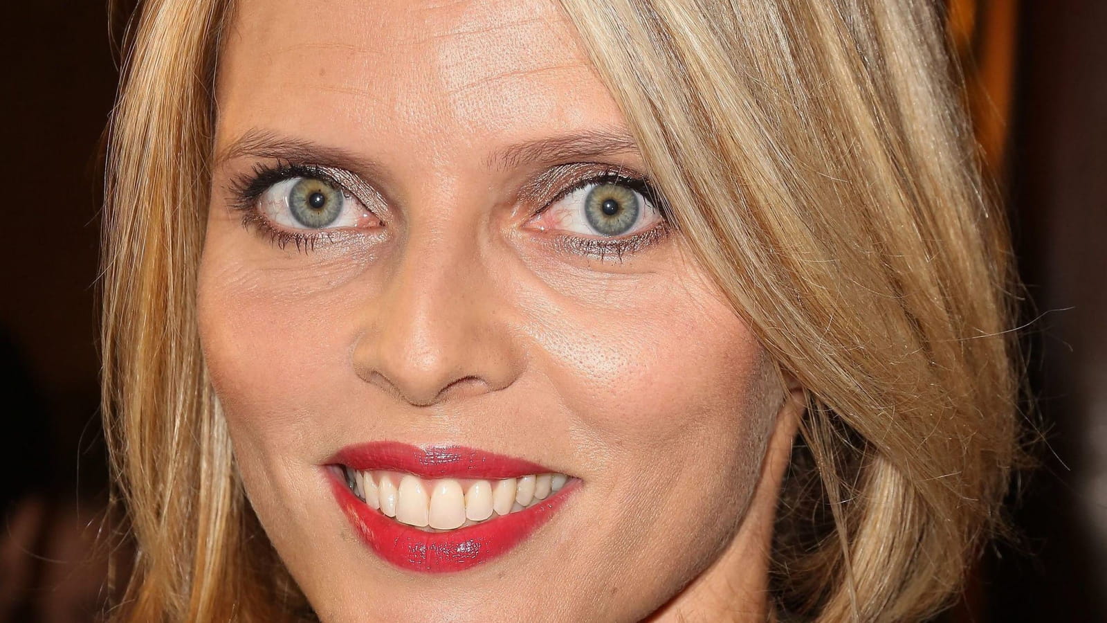 Sylvie Tellier et sa bouche pop