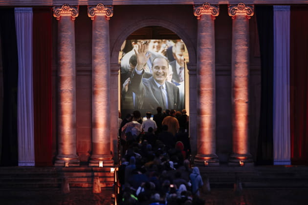 Une photo de Jacques Chirac aux Invalides