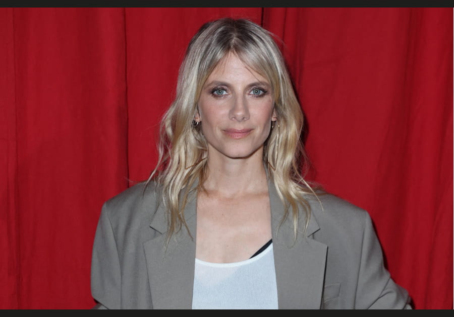 Top&nbsp;: le wavy de M&eacute;lanie Laurent