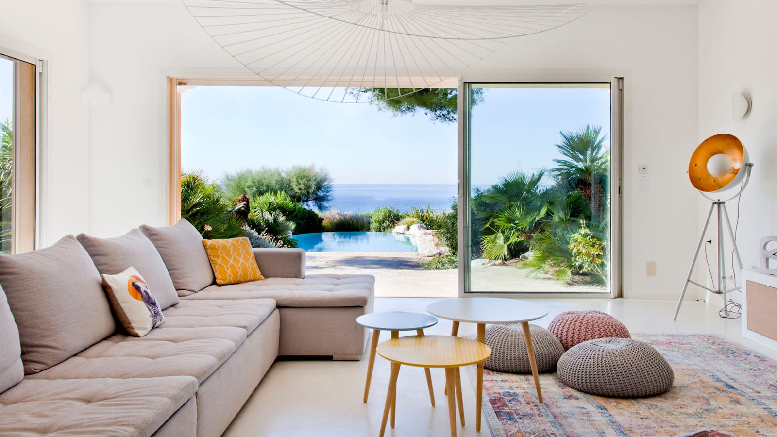Beige bord de mer