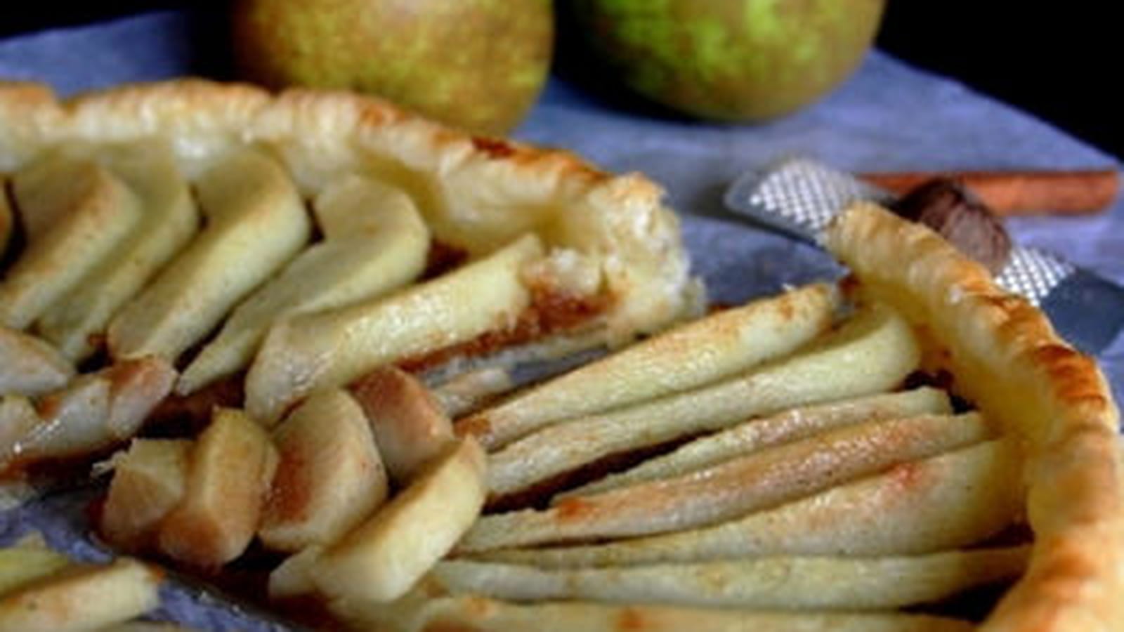 Tarte poires-spéculoos au miel épicé
