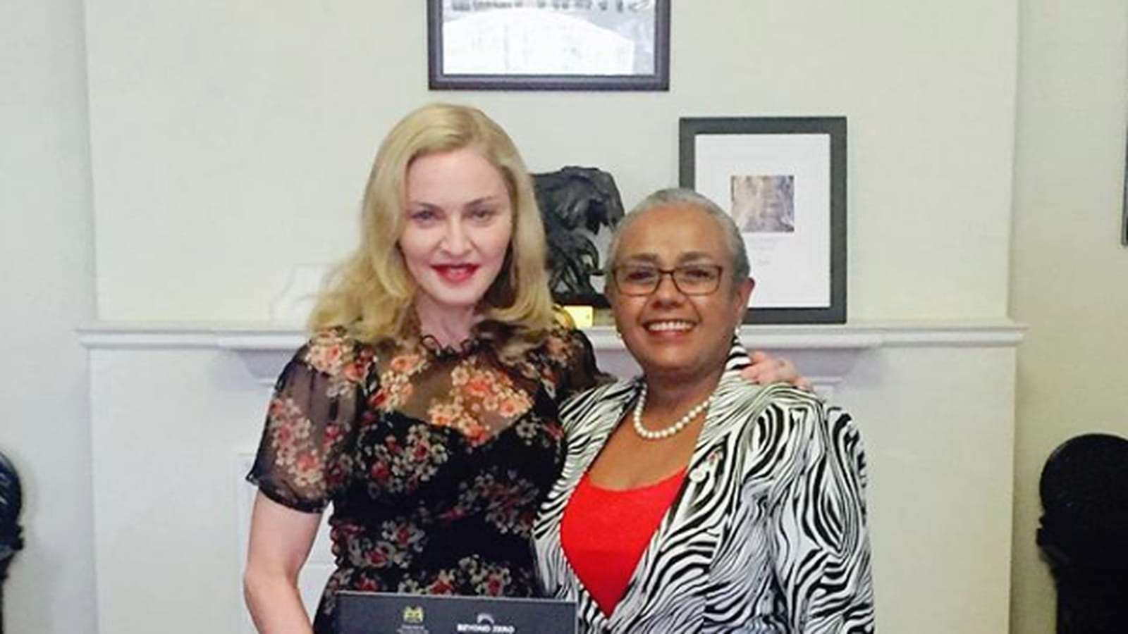 Madonna et Margaret Kenyatta