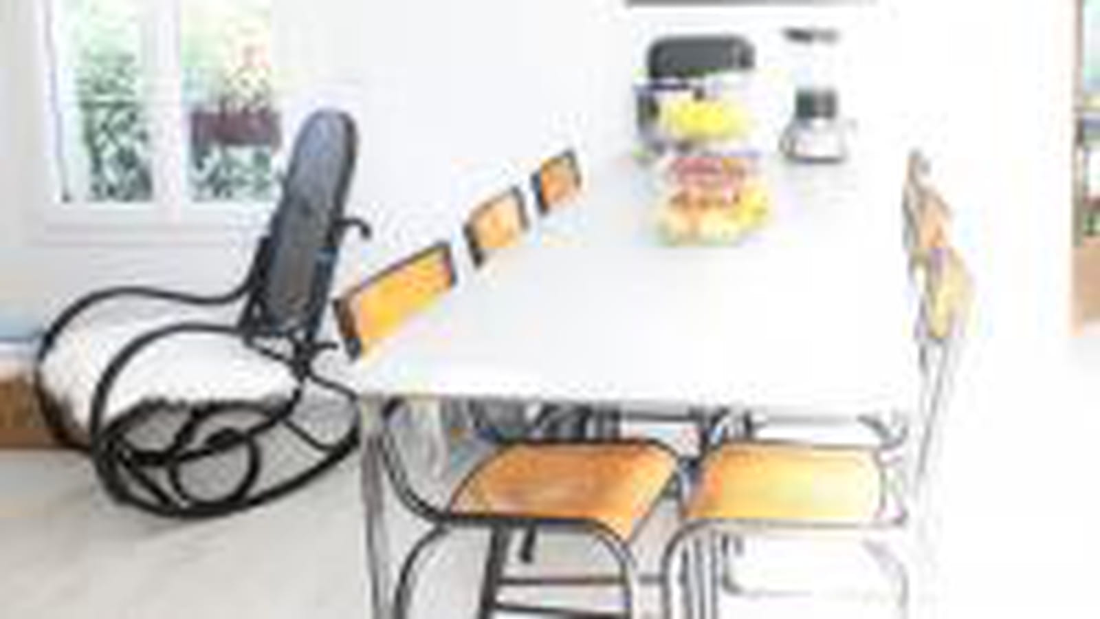Salle à manger après