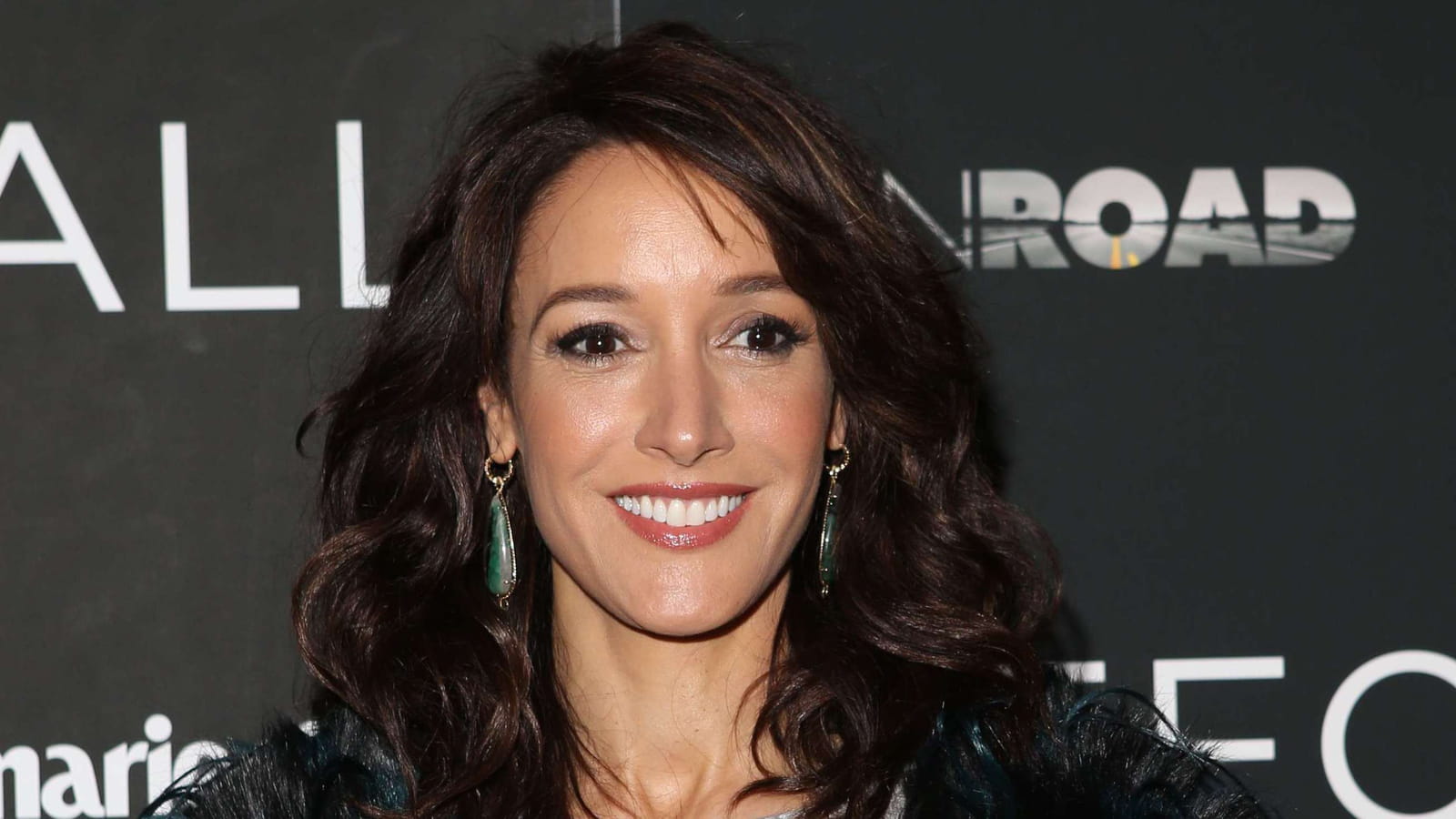 Jennifer Beals 