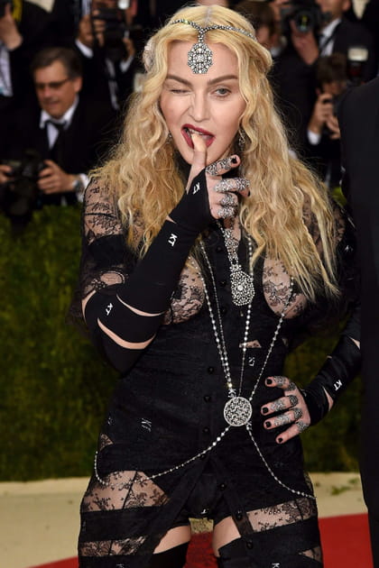 Madonna lors de l'exposition Manus x Machina en 2016