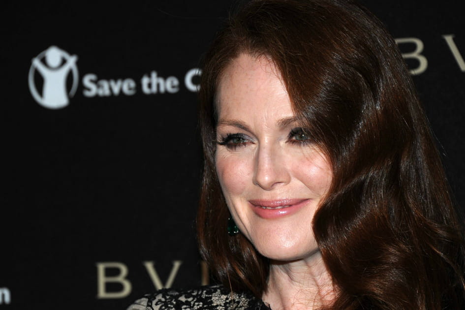 Le look dark de Julianne Moore