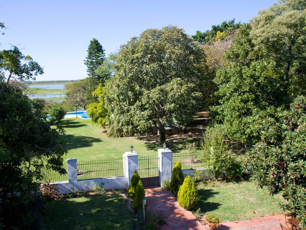 Un jardin tourn&eacute; vers la campagne
