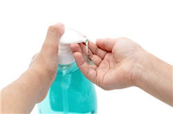 se laver les mains entre chaque patient... un geste de bon sens qui n'était pas