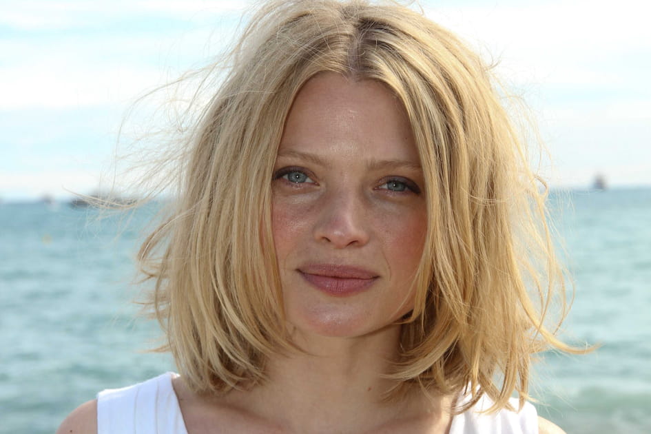 M&eacute;lanie Thierry, splendide avec son teint h&acirc;l&eacute;