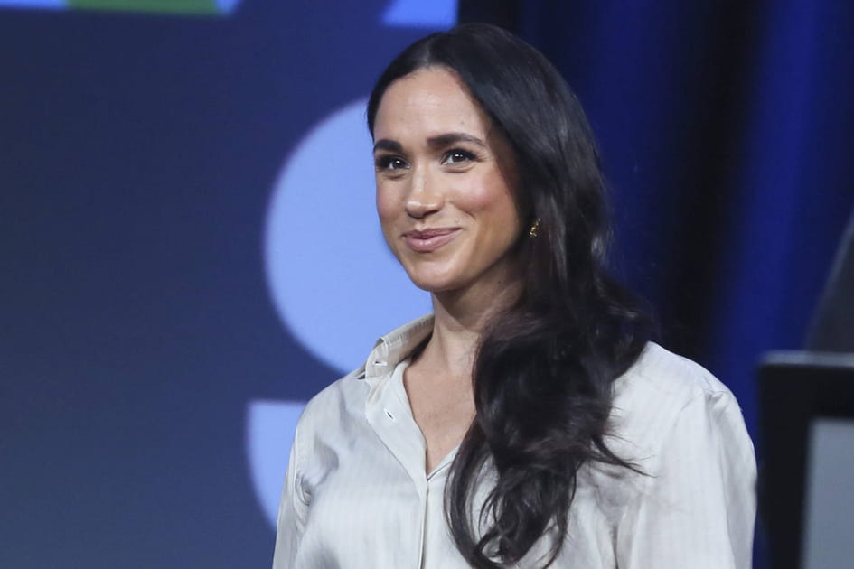 Les ondulations soyeuses de Meghan Markle
