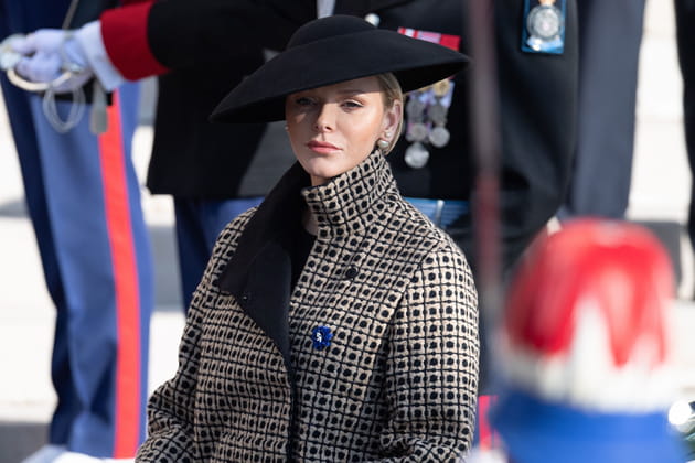 Charlene de Monaco, tr&egrave;s enjou&eacute;e