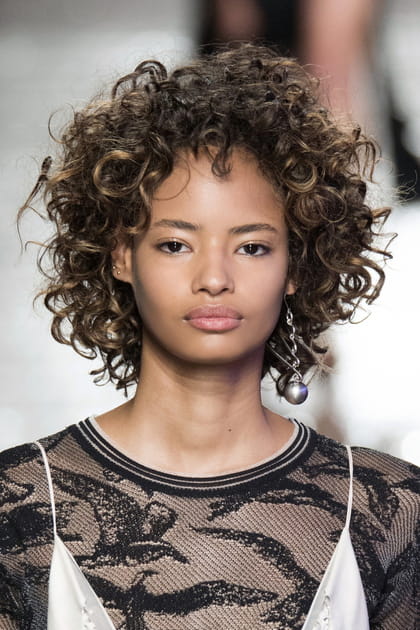 Le carr&eacute; boucl&eacute;