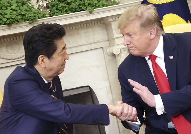 Quand Donald Trump rencontre le premier ministre japonais Shinzo Abe...