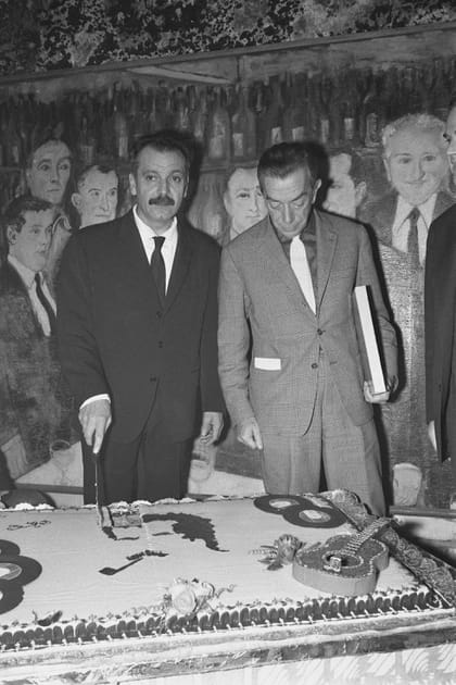 F&ecirc;te d'anniversaire dans les caves de la Tour Eiffel, 1963