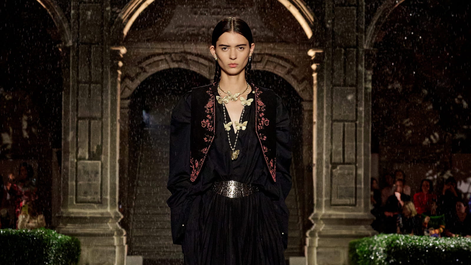 Look 14