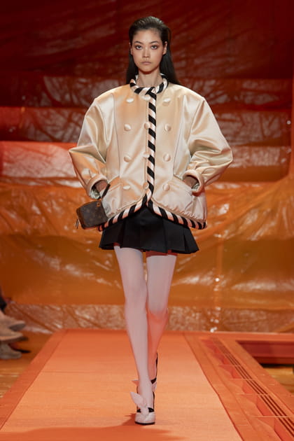 Look 18 du défilé Louis Vuitton printemps-été 2024