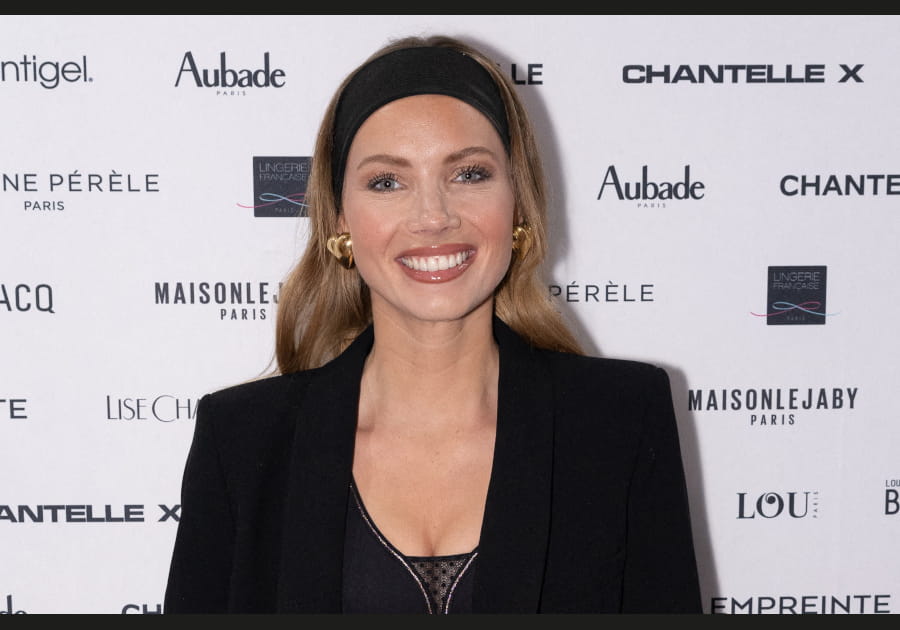 Top&nbsp;: le bandeau dans les cheveux d'Amandine Petit