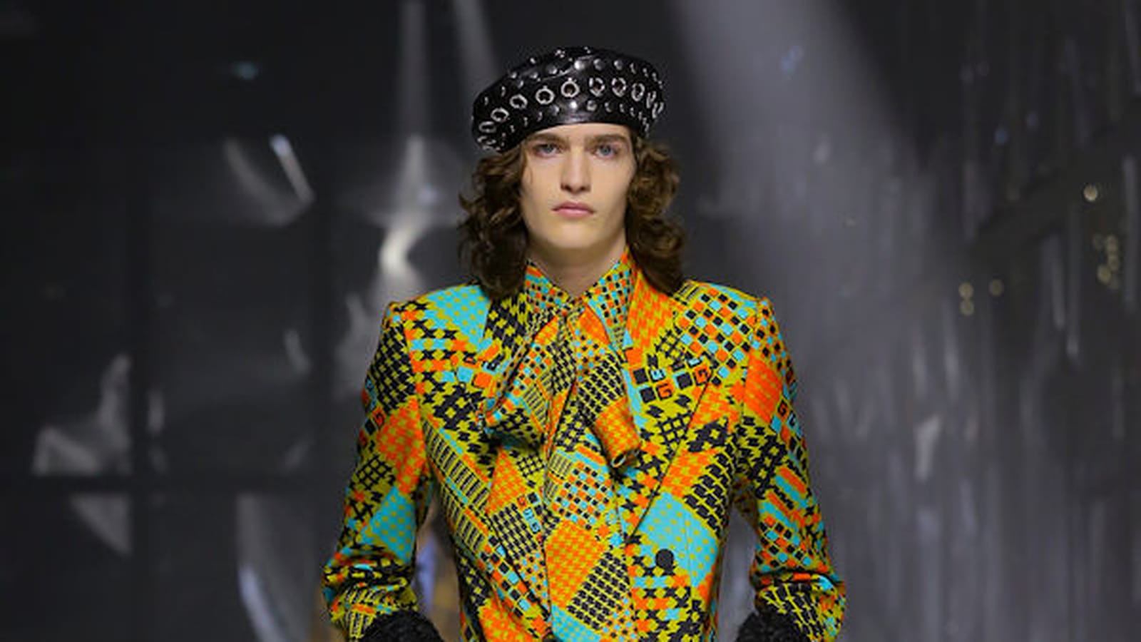 Look 54