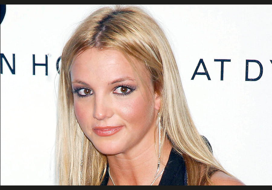 La raie au milieu de Britney Spears