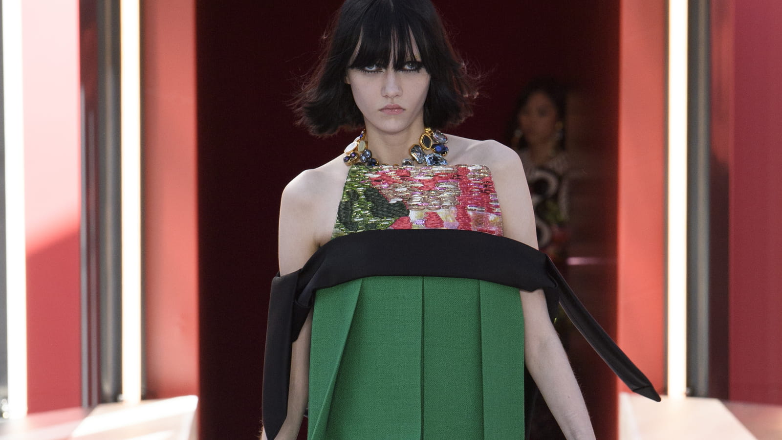 Look 12
