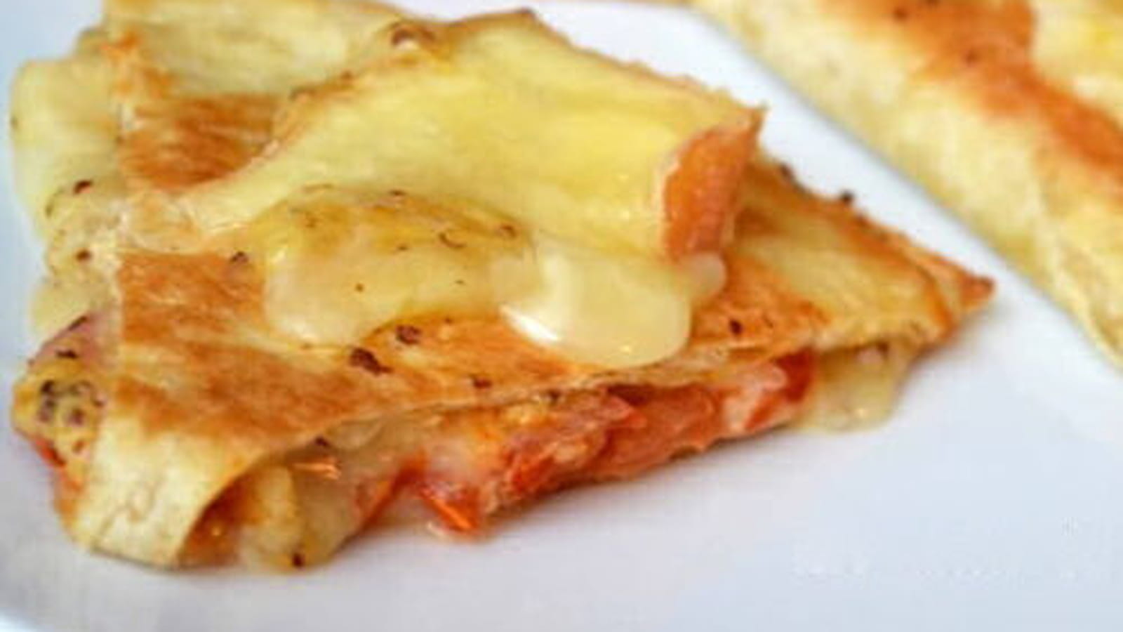 Quesadillas aux Maroilles, tomates et moutarde à l'ancienne