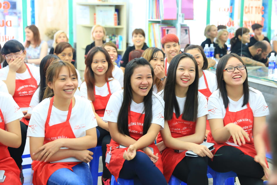 Les &eacute;tudiants pendant les cours th&eacute;oriques