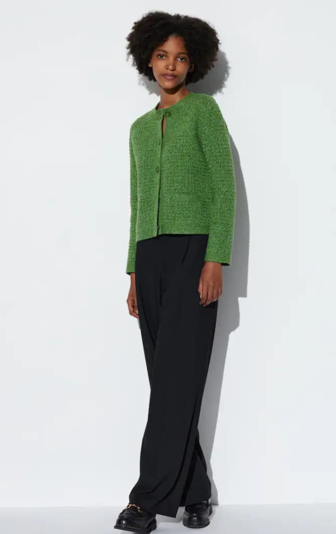 Vendu à moins de 40 euros, ce gilet hyper chic ressemble beaucoup au