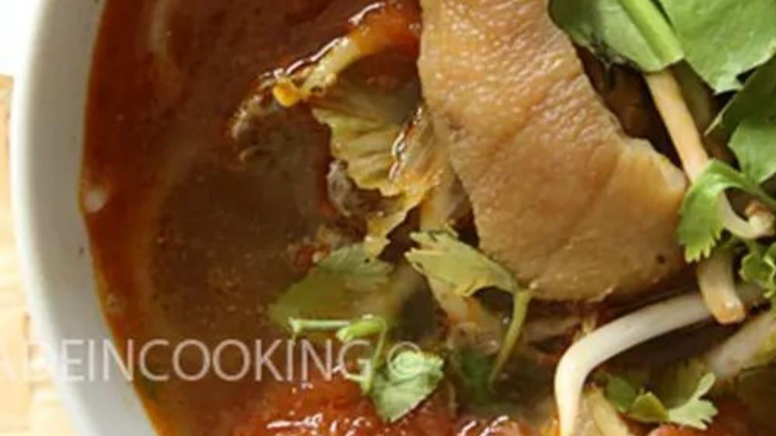 Bò bún hué au porc