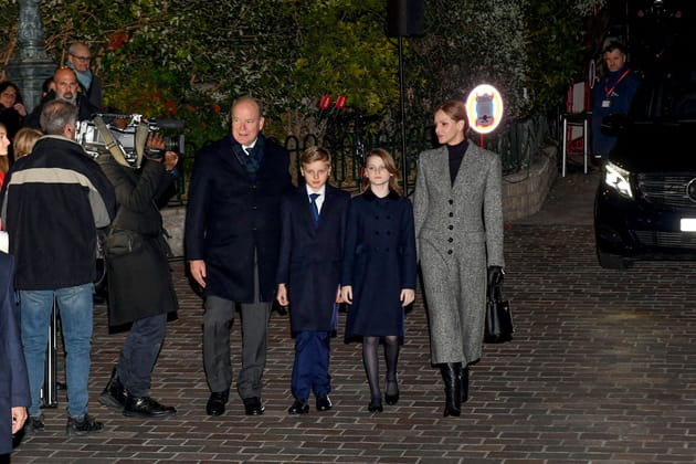 Albert de Monaco arrive en famille aux c&eacute;l&eacute;brations de Sainte-D&eacute;vote