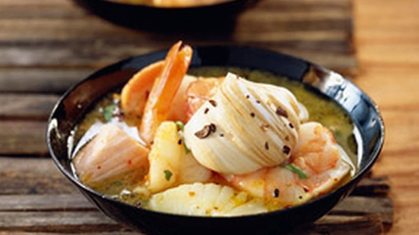Nage de lotte, coquillages & crustacés