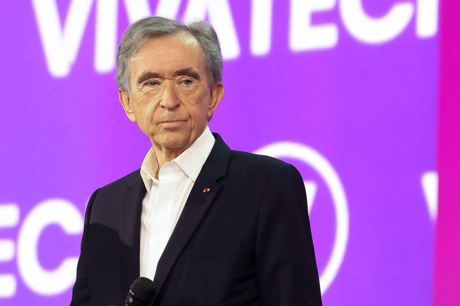 Bernard Arnault, intractable with this clothing detail which can arouse his wrath Bernard Arnault, intractable with this clothing detail which can arouse his wrath