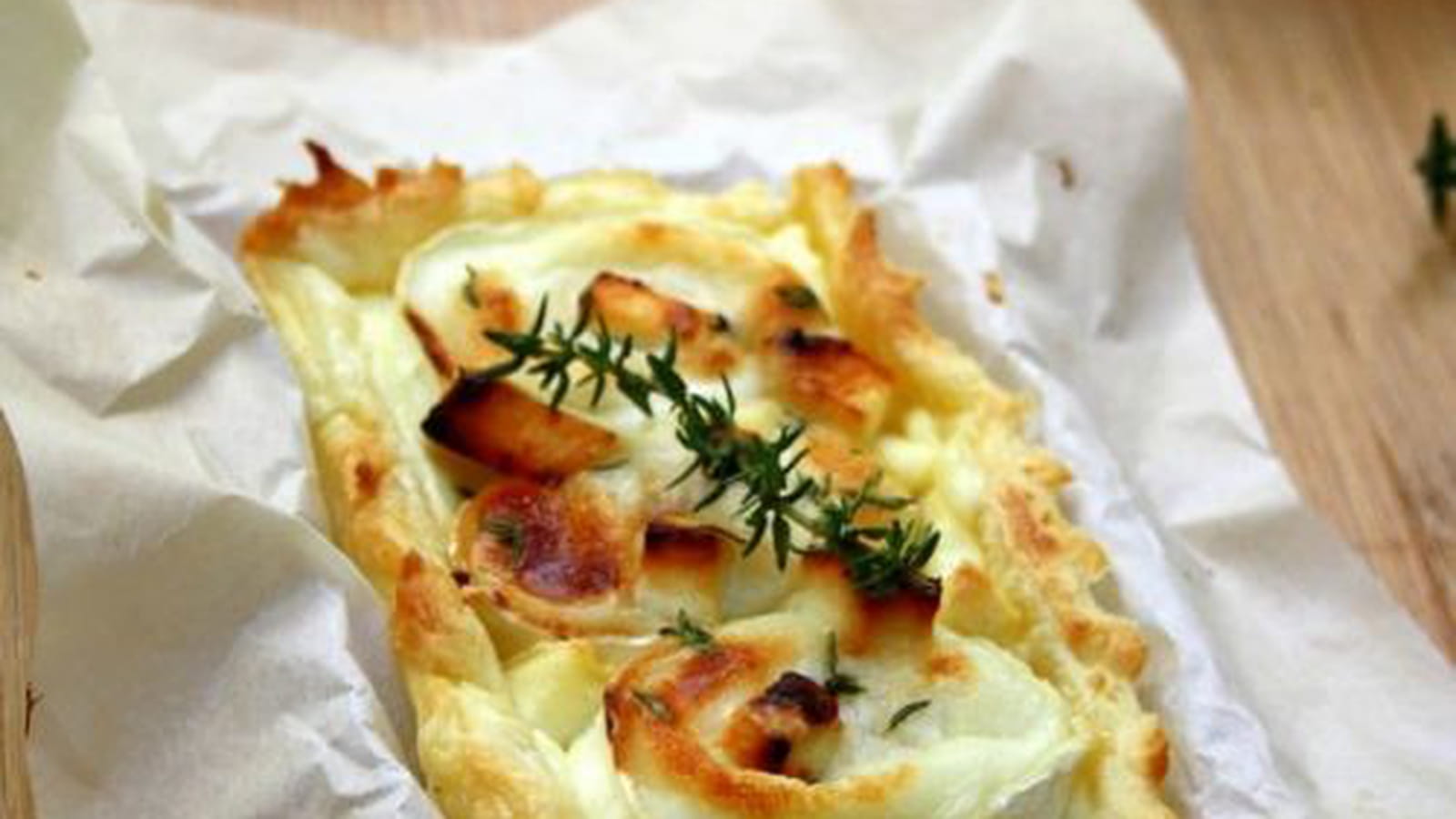 Tarte chèvre, miel et thym