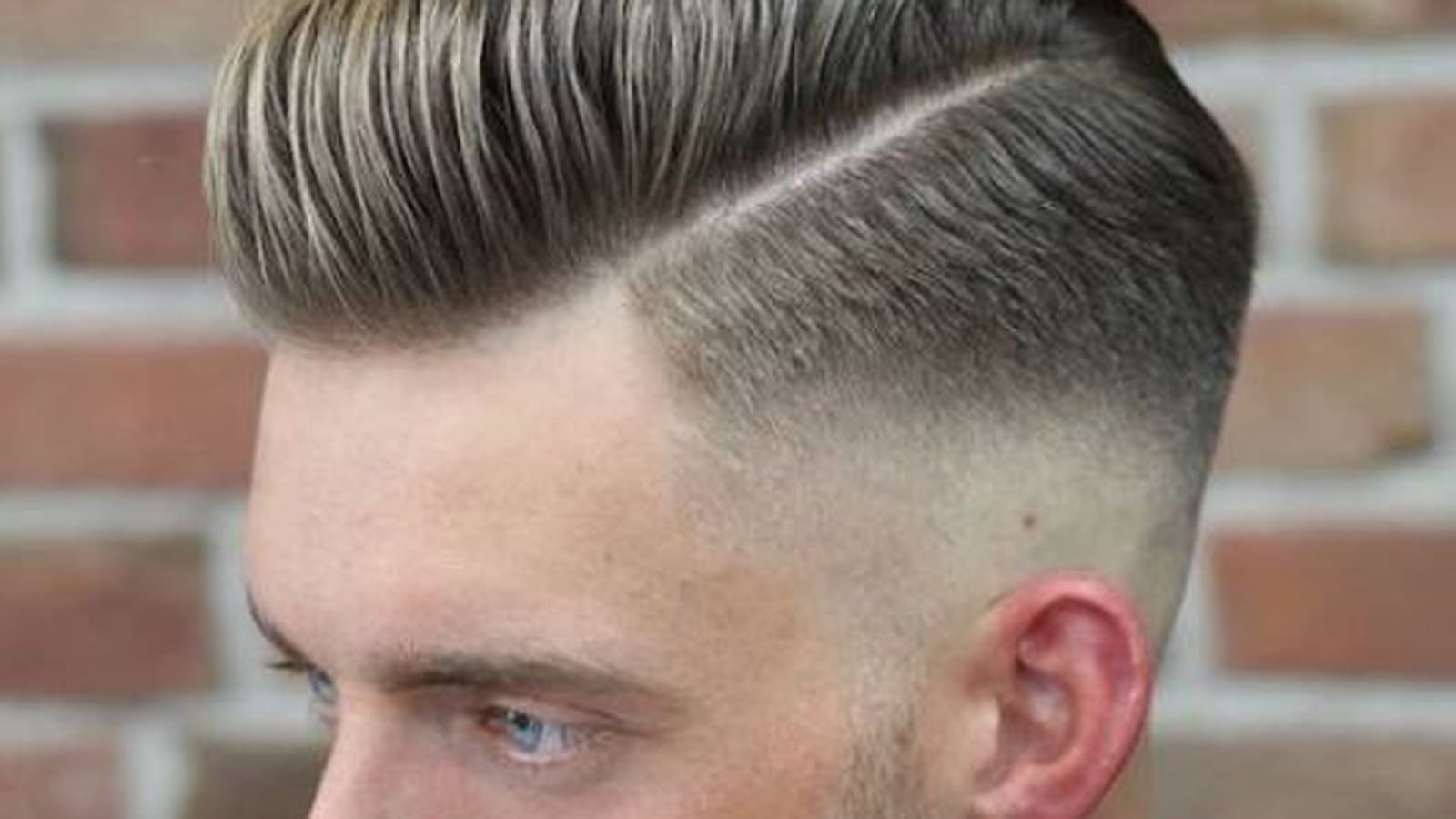 La coiffure Pompadour