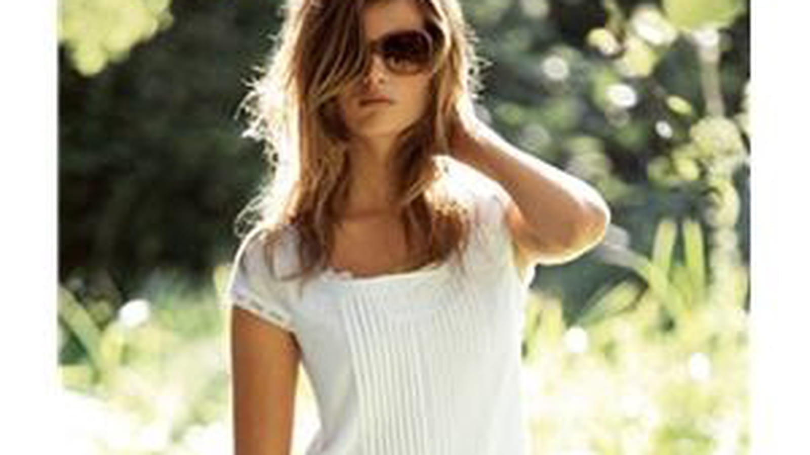 Robe dentelle des 3 Suisses
