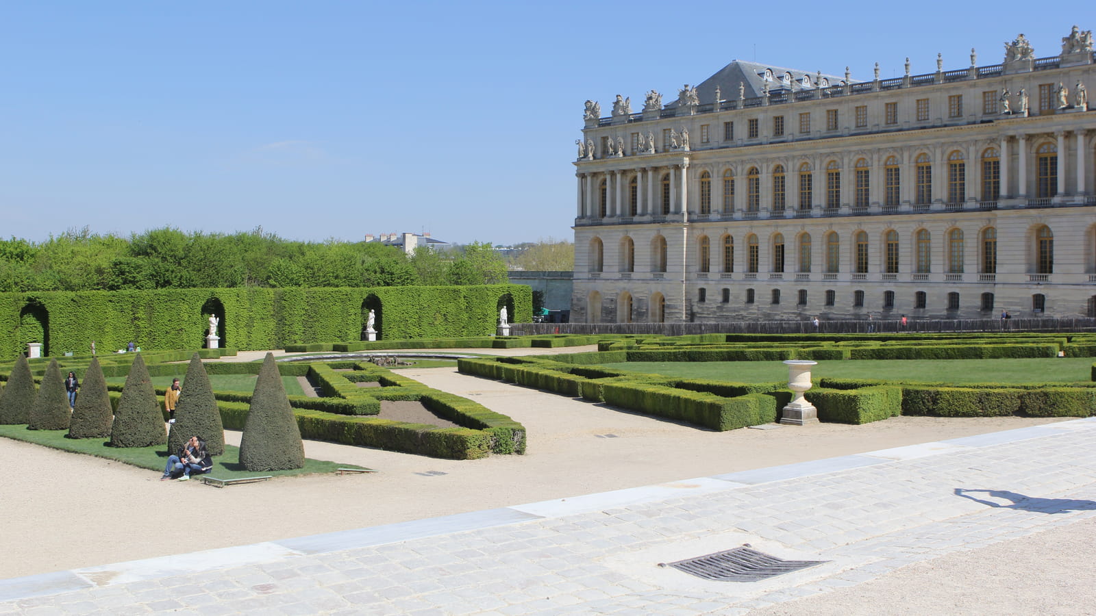 Vue sur le début des jardins