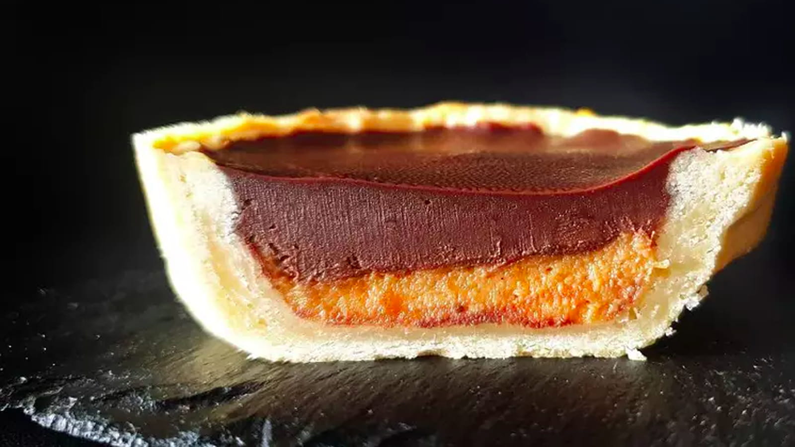 Tarte chocolat, patate douce et cacahuètes