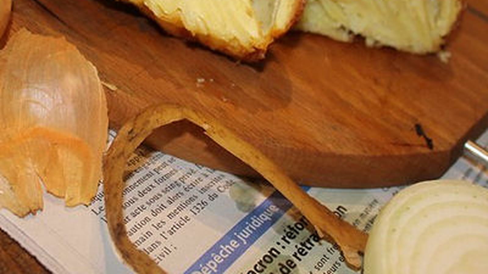 Gâteau invisible pomme de terre et oignon